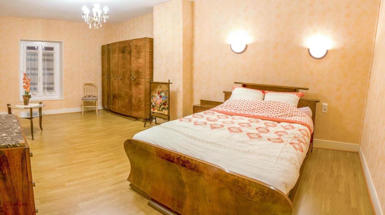 Bed and Breakfast Le loup qui dort à Longwy-sur-le-Doubs Extérieur photo